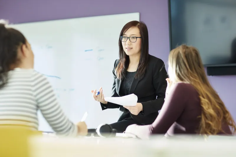 IB trained tutor helping a student with effective tuition